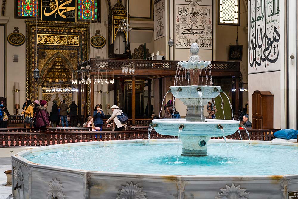Şadırvan in Bursa Ulu Mosque