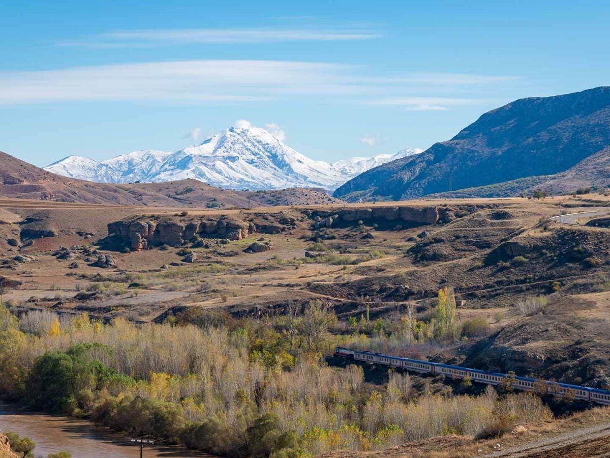 Scenic Train Routes in Turkey