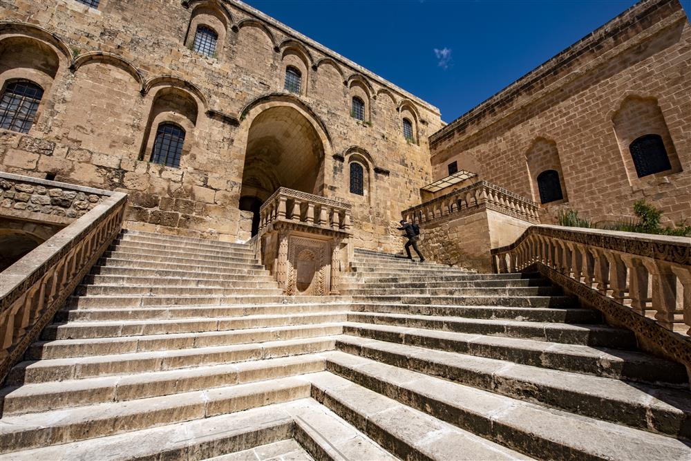 Towards the entrance