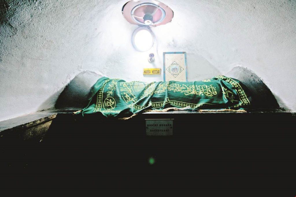 Habibi Neccar Tomb